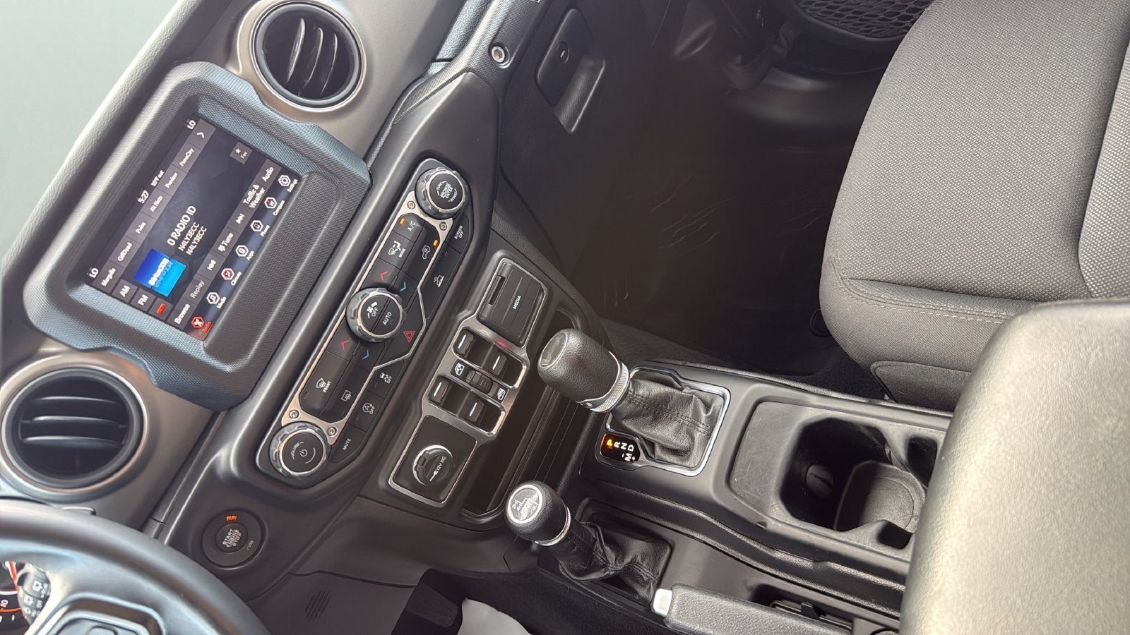 2022 Jeep Wrangler Unlimited Willys
