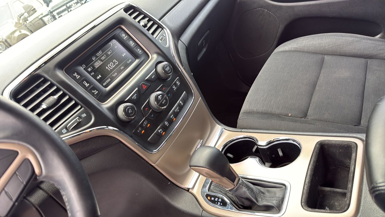 2017 Jeep Grand Cherokee Laredo