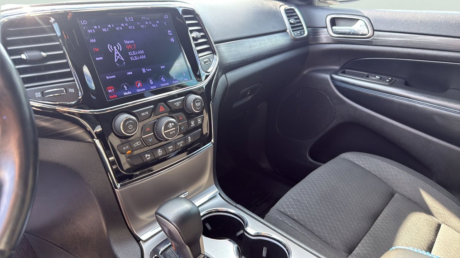 2019 Jeep Grand Cherokee Laredo