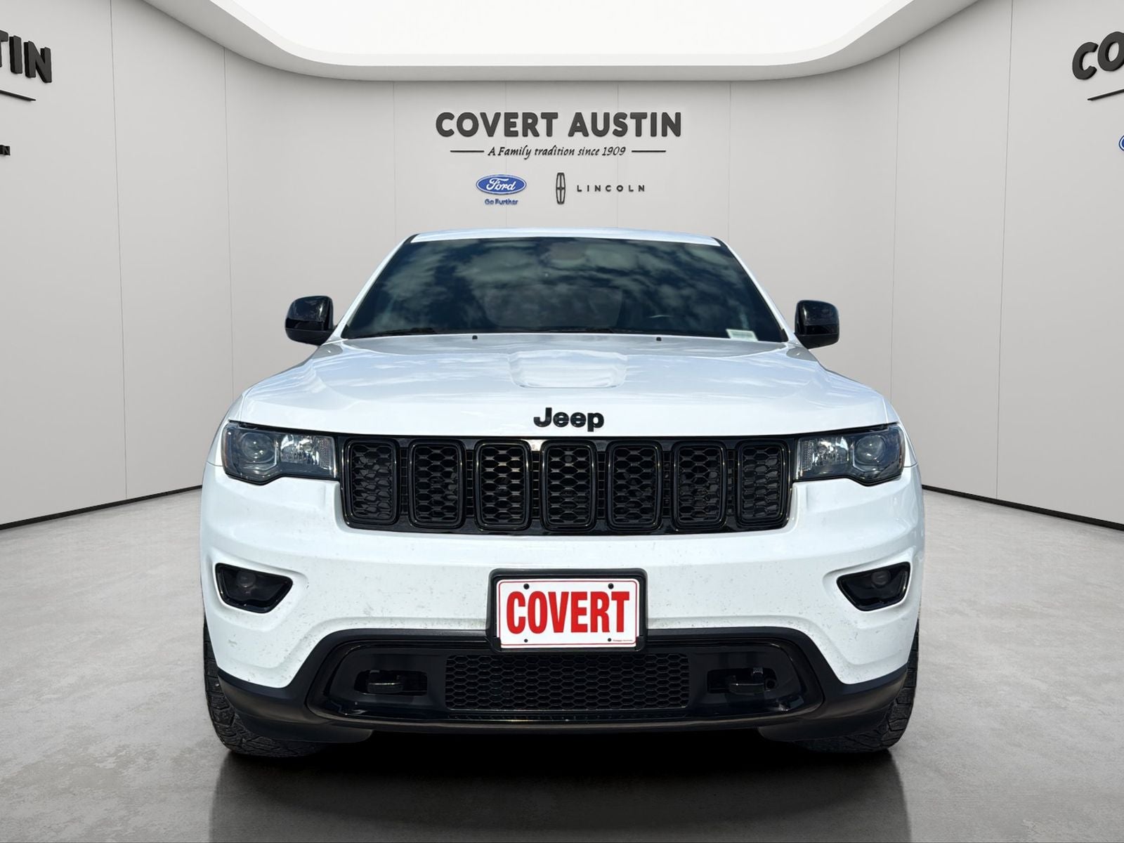 2019 Jeep Grand Cherokee Laredo