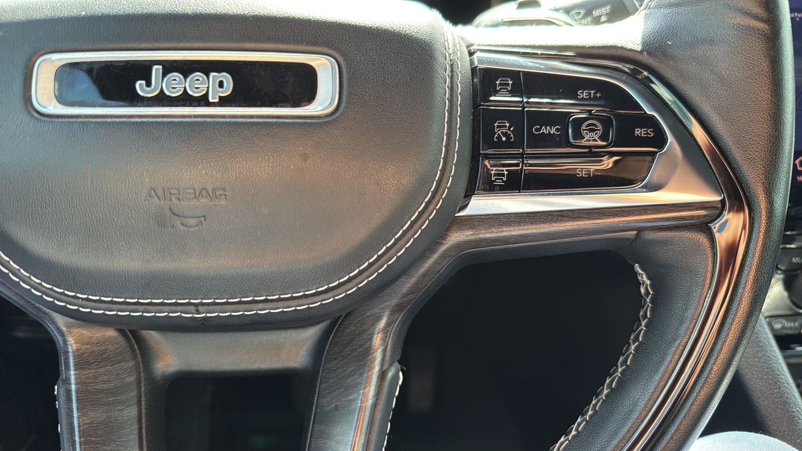 2023 Jeep Grand Cherokee L Overland