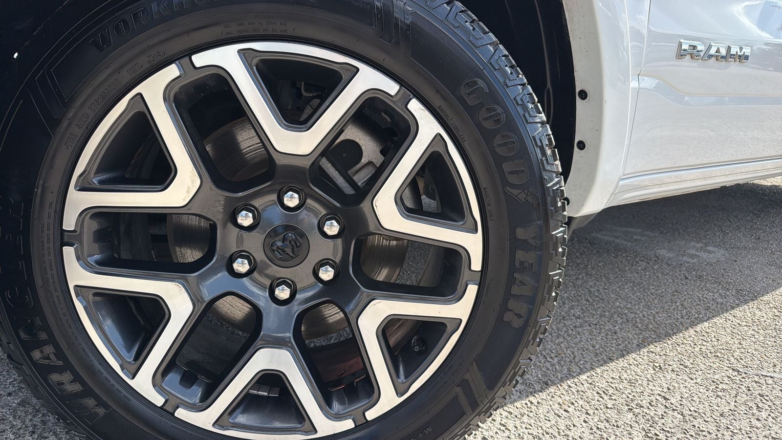 2025 RAM 1500 Laramie