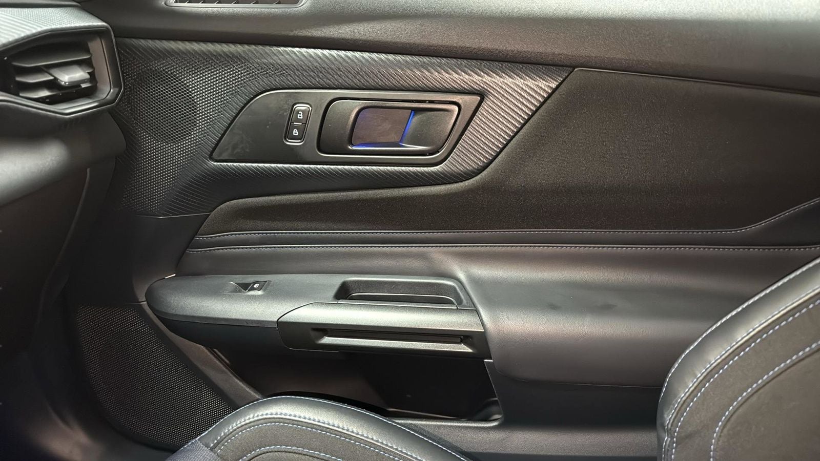 2024 Ford Mustang Dark Horse