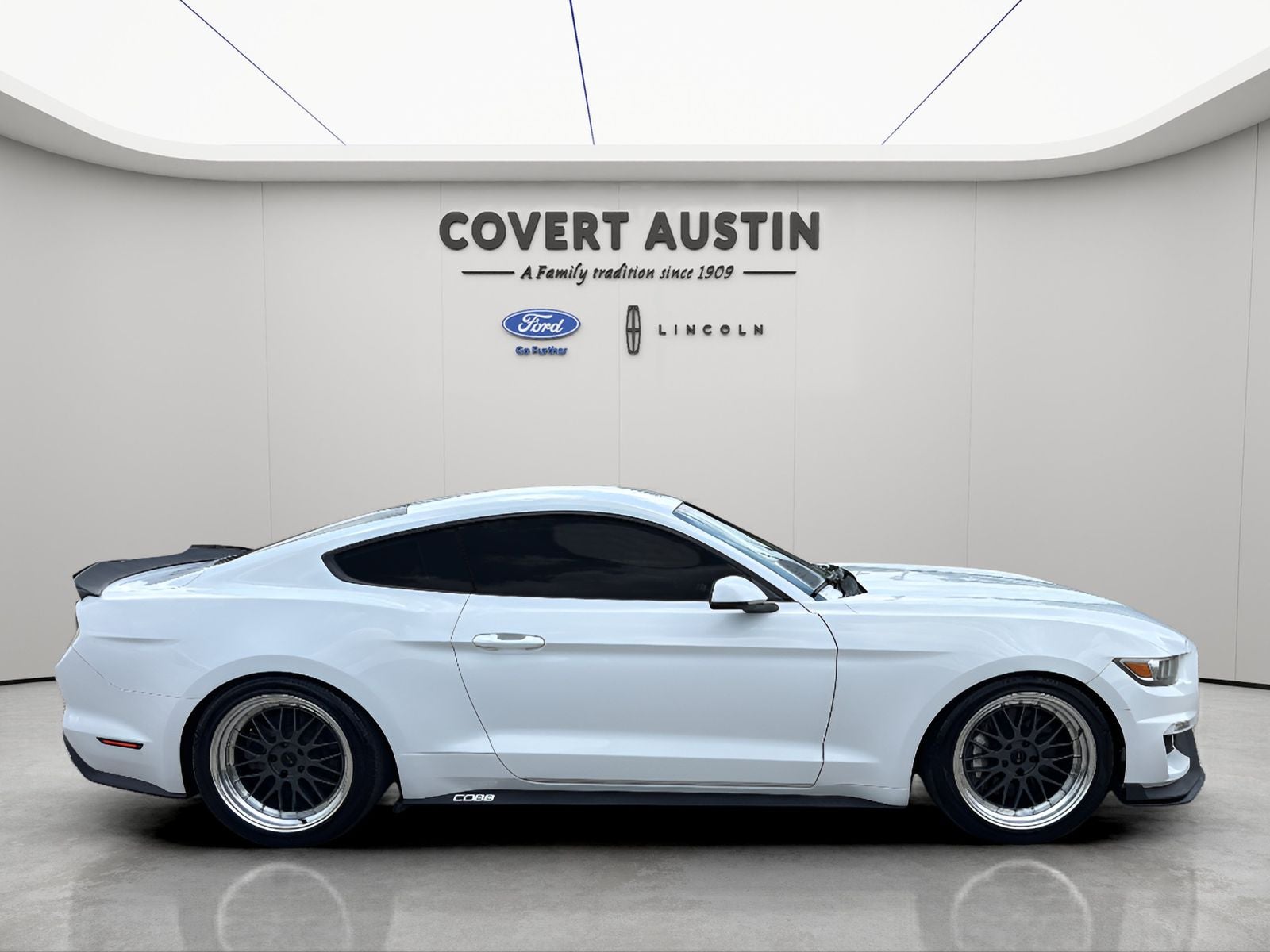 2016 Ford Mustang EcoBoost Premium
