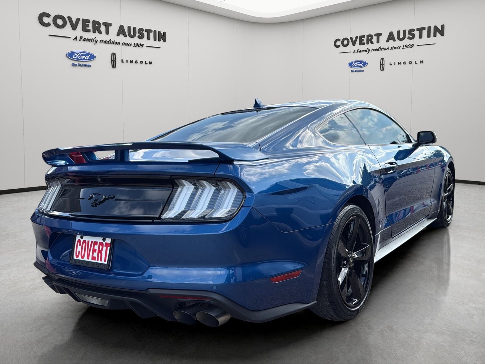 2022 Ford Mustang EcoBoost Premium