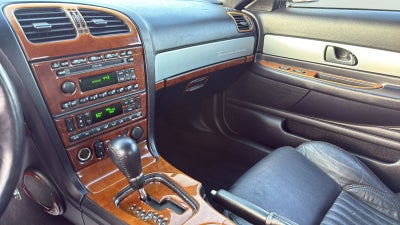 2005 Ford Thunderbird Base