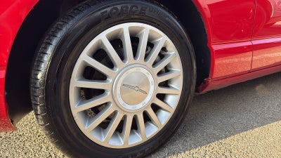 2005 Ford Thunderbird Base