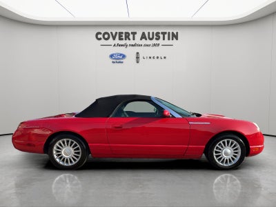 2005 Ford Thunderbird Base