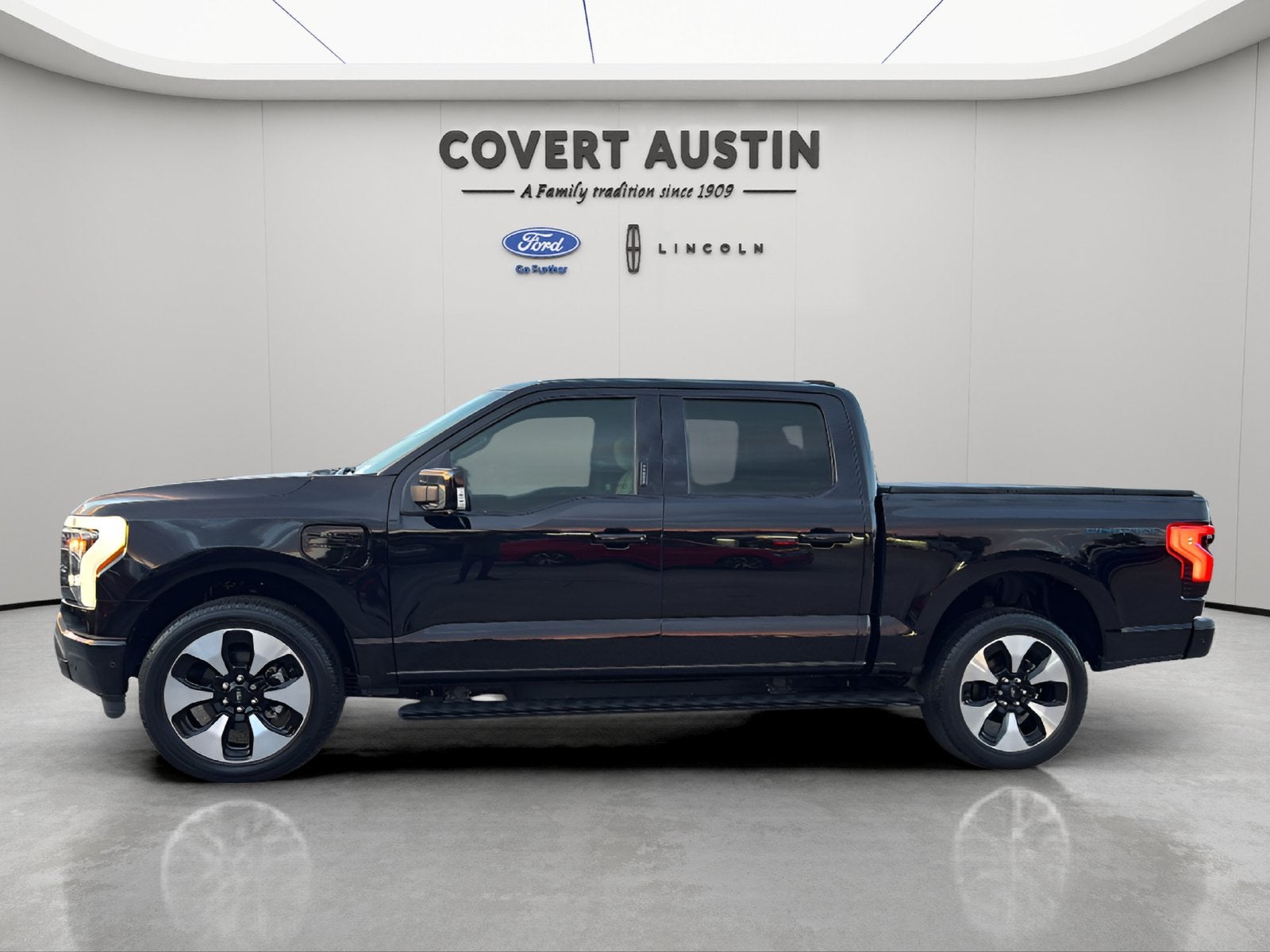 Used 2023 Ford F-150 Lightning Platinum with VIN 1FT6W1EVXPWG13138 for sale in Austin, TX