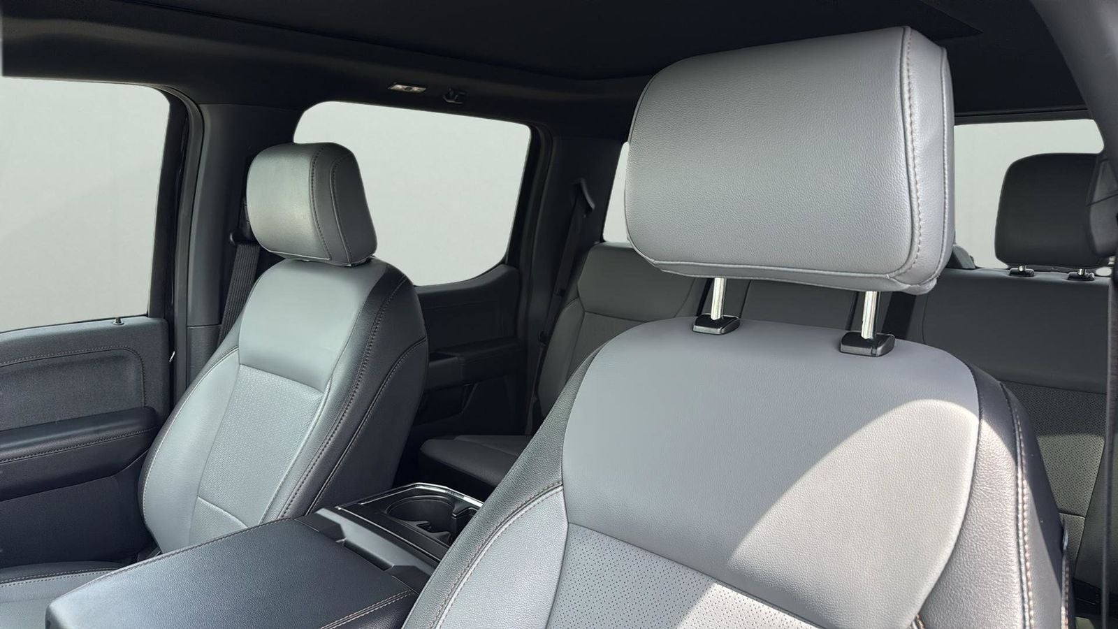 2024 Ford F-150 Lightning Lariat