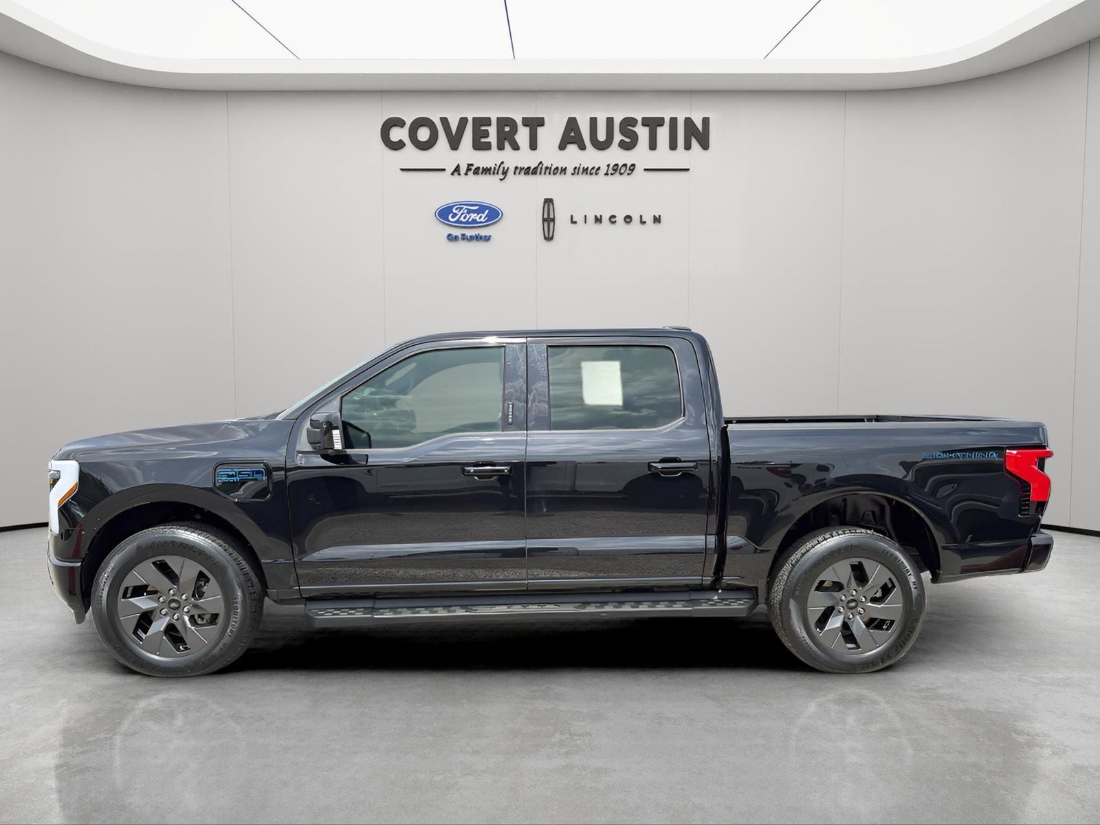 2024 Ford F-150 Lightning Lariat