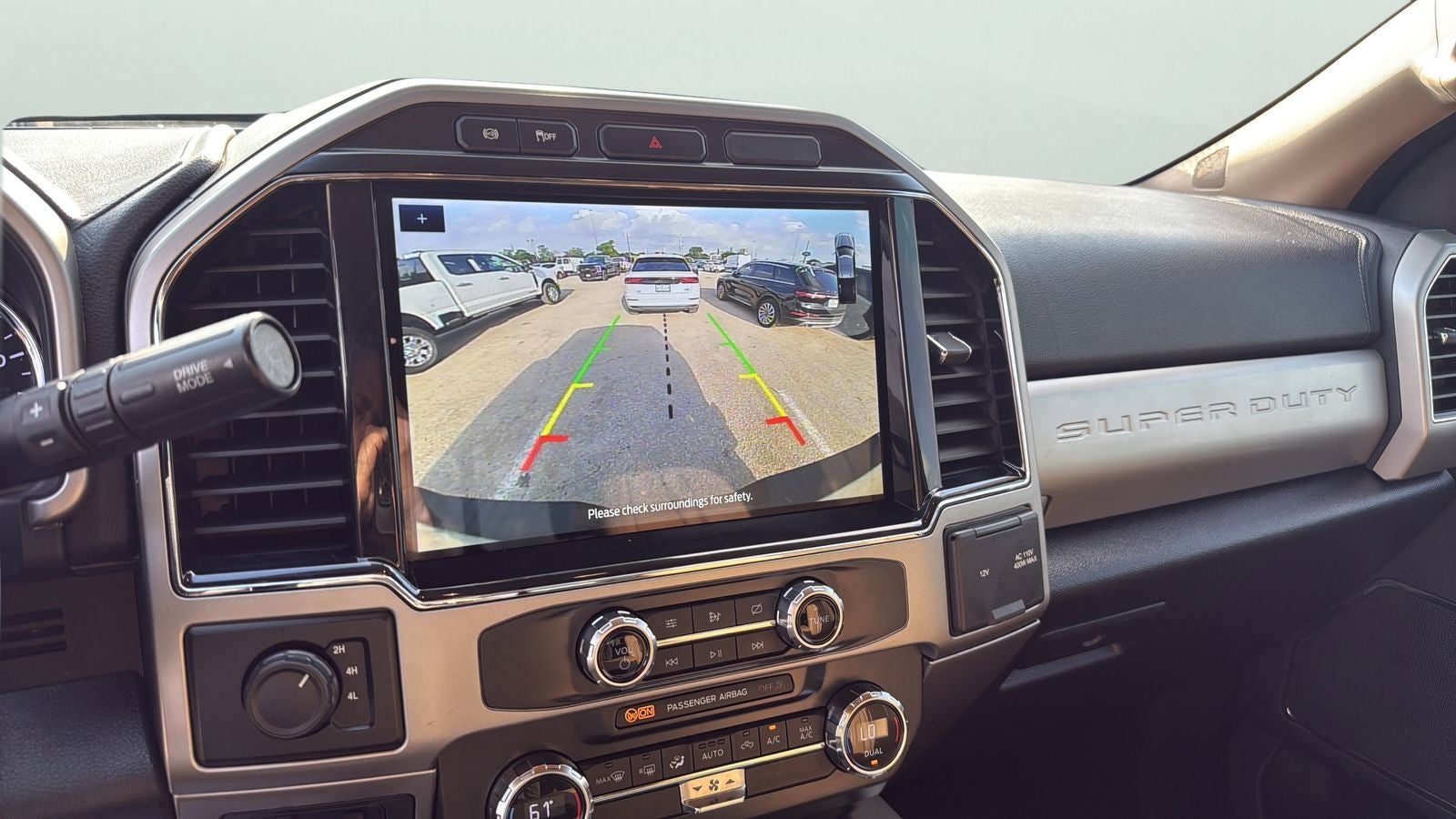 2022 Ford F-250SD Lariat