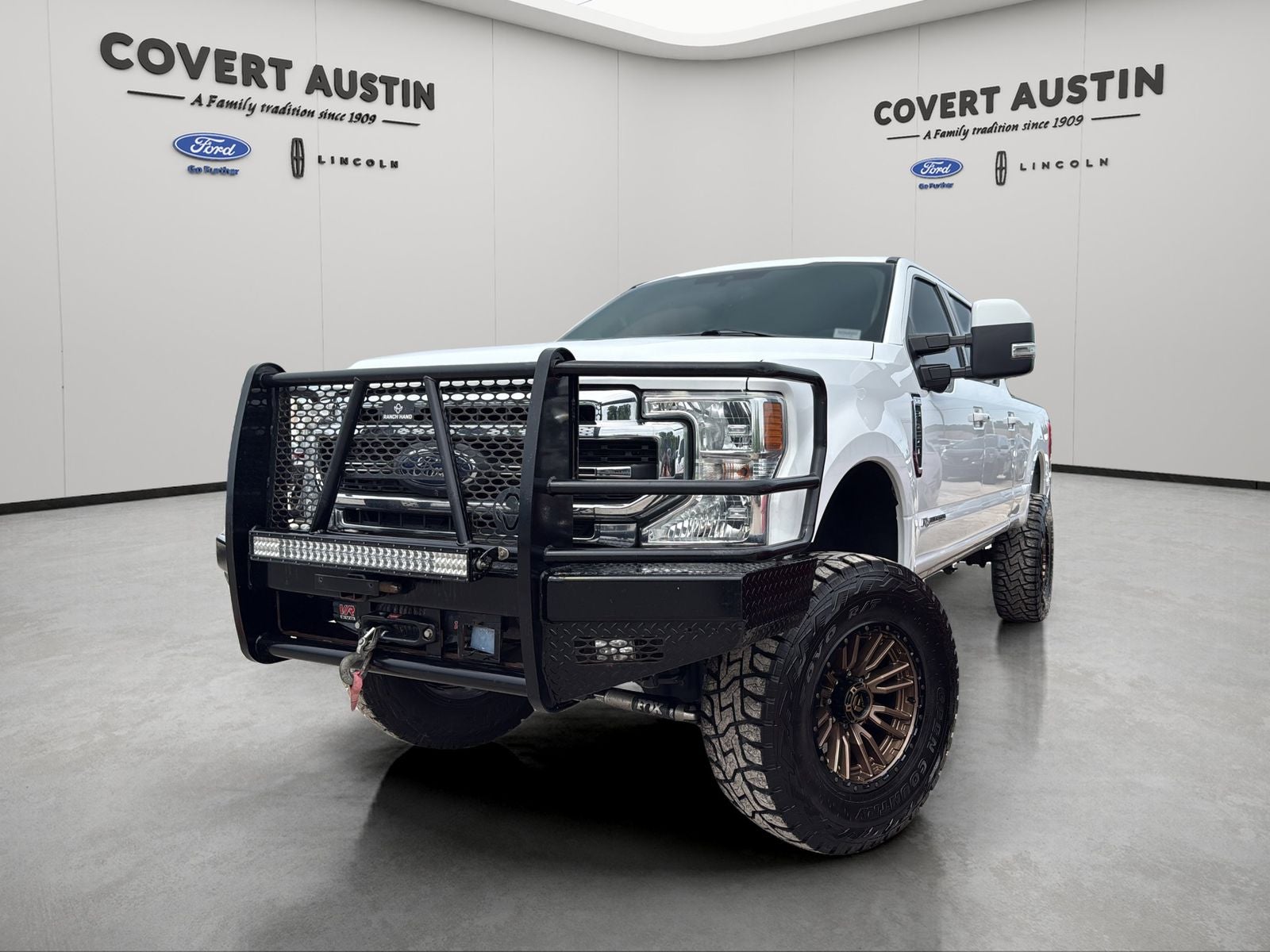 2022 Ford F-250SD Lariat