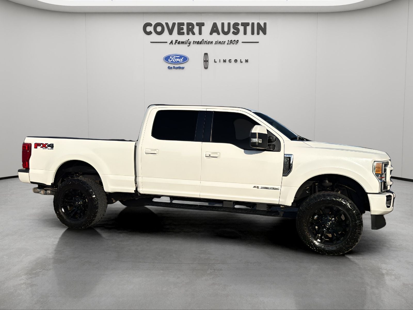 2022 Ford F-250SD Lariat