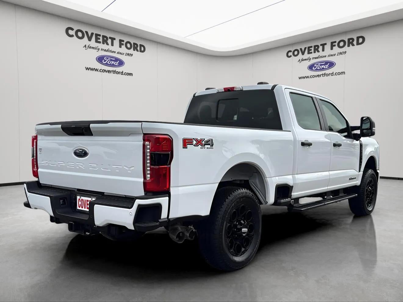 2025 Ford F-250SD XL *Covert Custom* Lift, Level, BFG AT, Vector Wheel