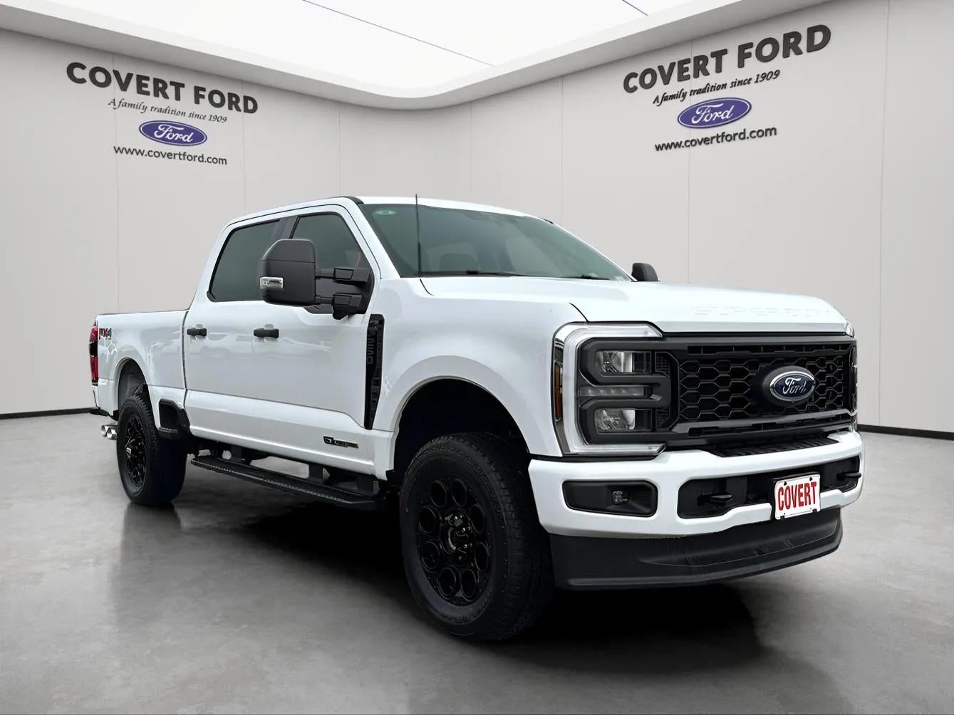 2025 Ford F-250SD XL *Covert Custom* Lift, Level, BFG AT, Vector Wheel