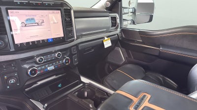 2024 Ford F-350SD Platinum