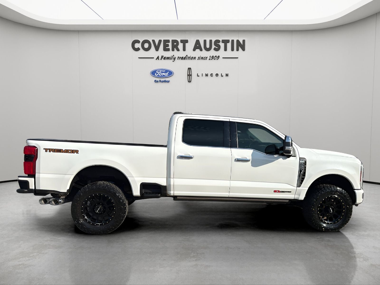 2024 Ford F-350SD Platinum