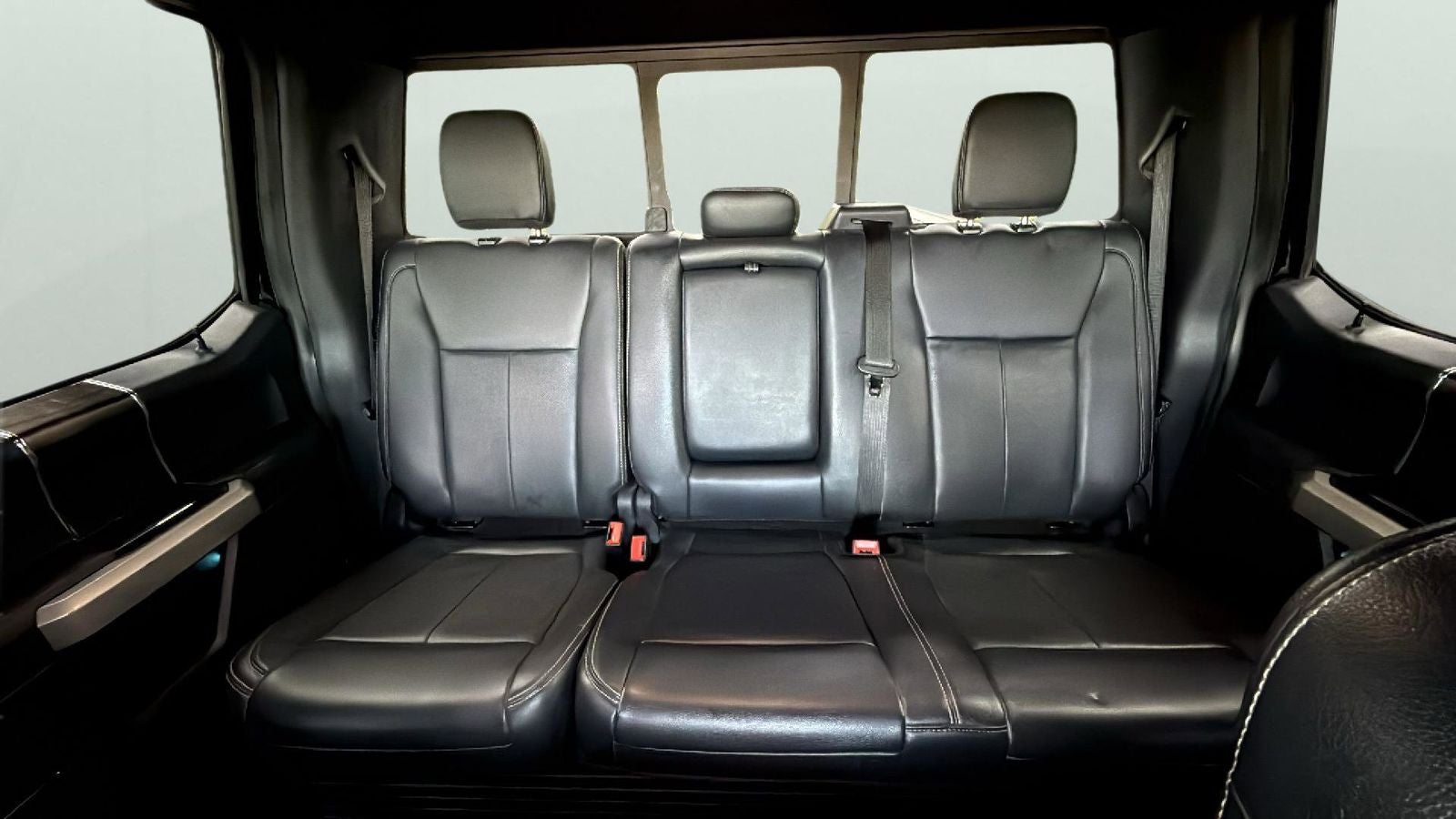 2022 Ford F-350SD Lariat