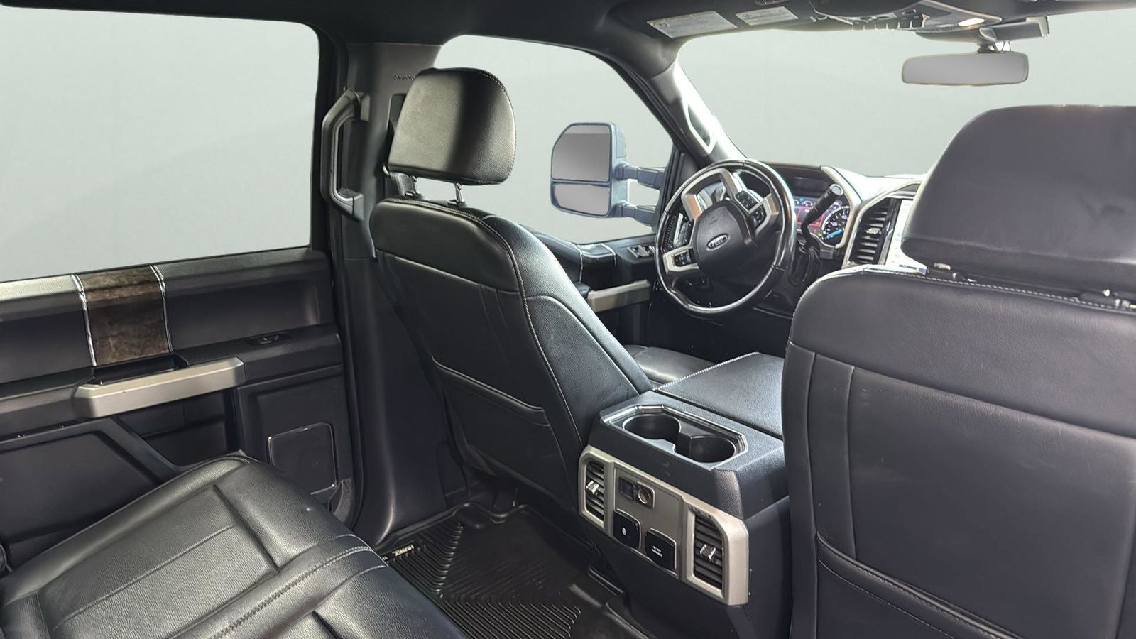 2022 Ford F-350SD Lariat