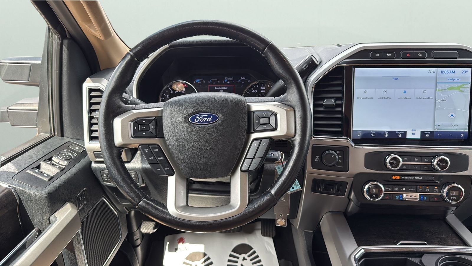 2022 Ford F-350SD Lariat