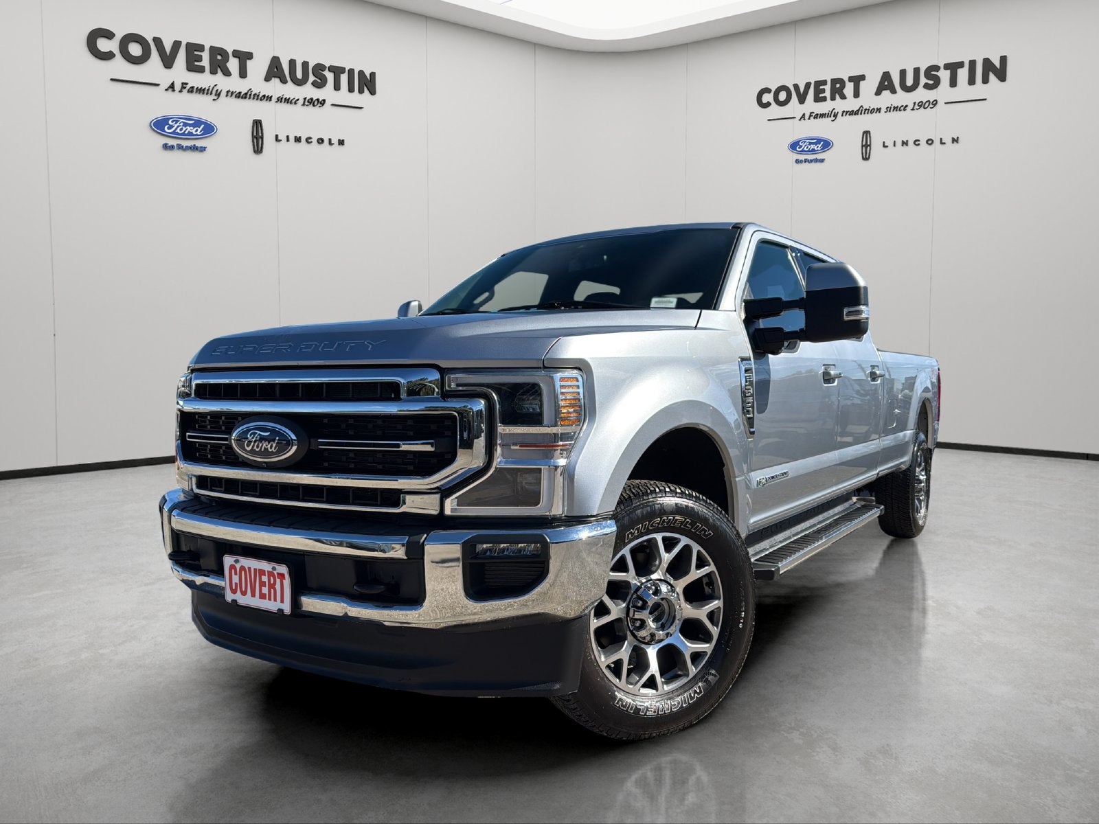 2022 Ford F-350SD Lariat