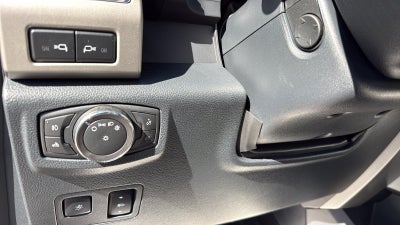 2022 Ford F-350SD Lariat
