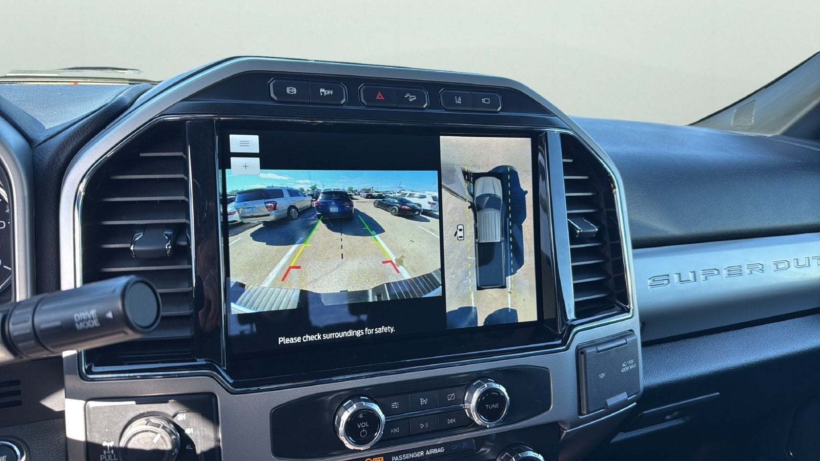 2022 Ford F-350SD Lariat
