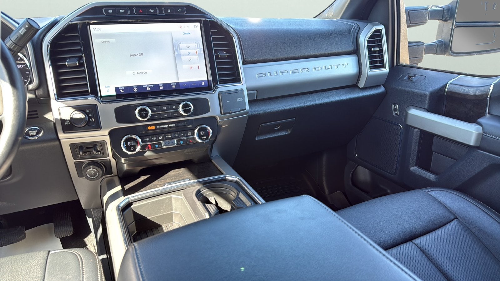 2022 Ford F-350SD Lariat