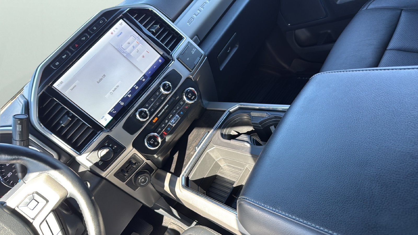 2022 Ford F-350SD Lariat