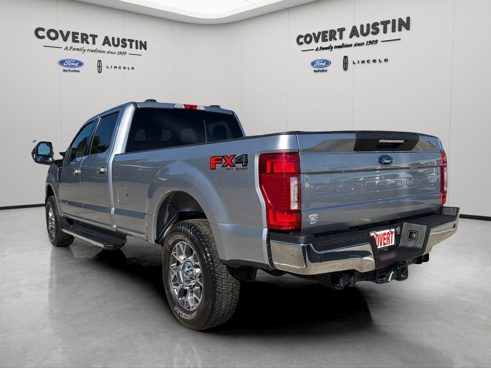 2022 Ford F-350SD Lariat
