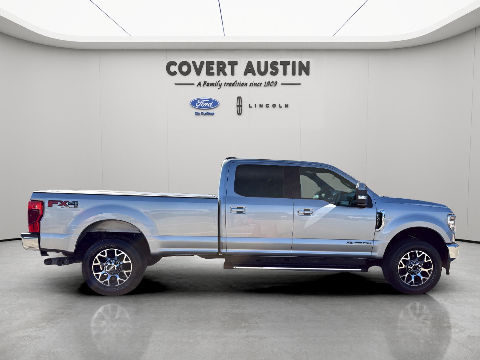 2022 Ford F-350SD Lariat
