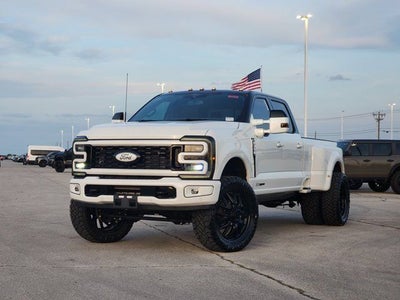2026 Ford F-350SD Platinum