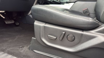 2022 Ford F-350SD Lariat