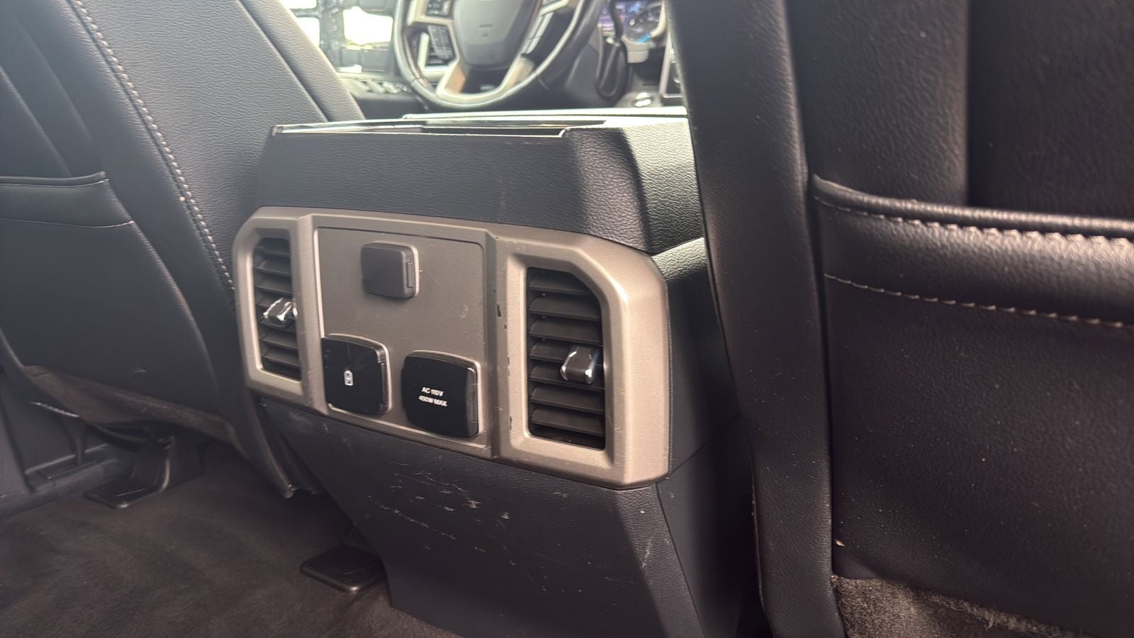 2022 Ford F-350SD Lariat