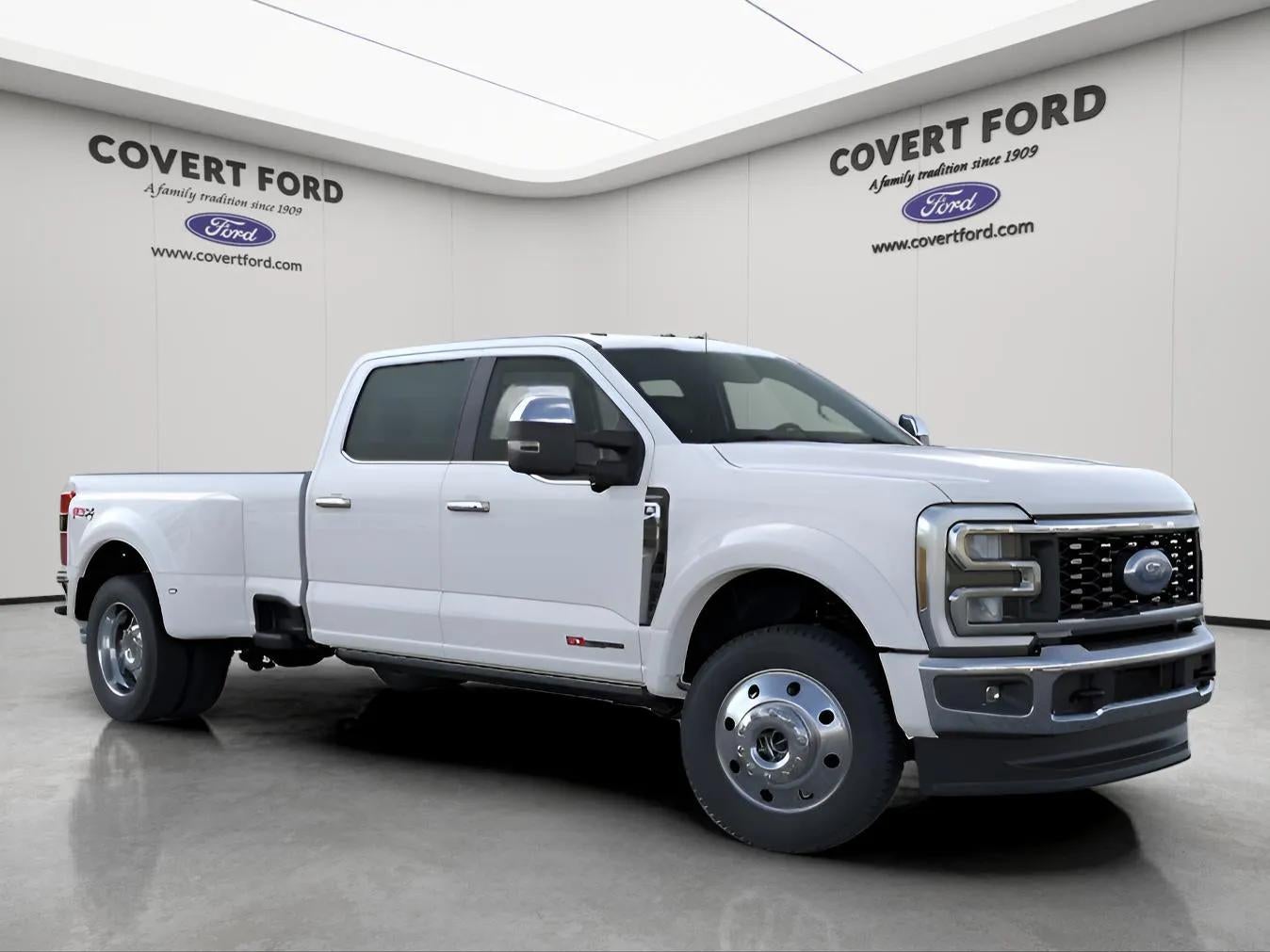 2026 Ford F-450SD Lariat DRW