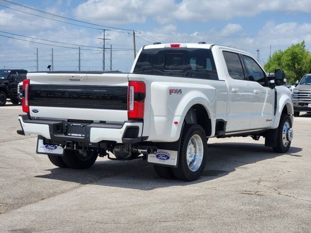 2026 Ford F-450SD Platinum