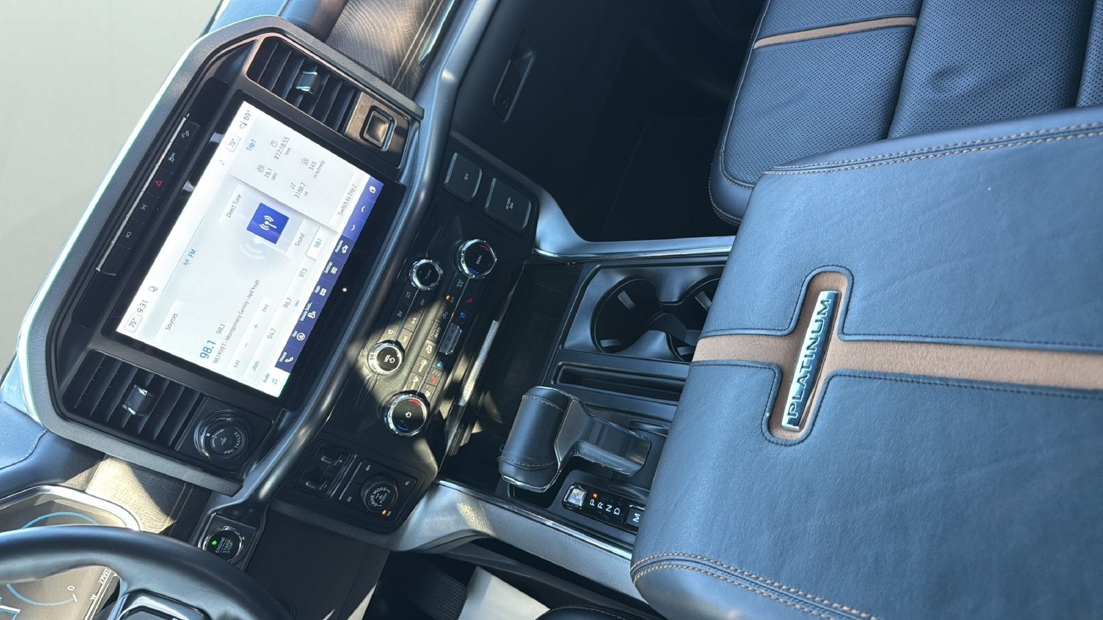 2022 Ford F-150 Platinum