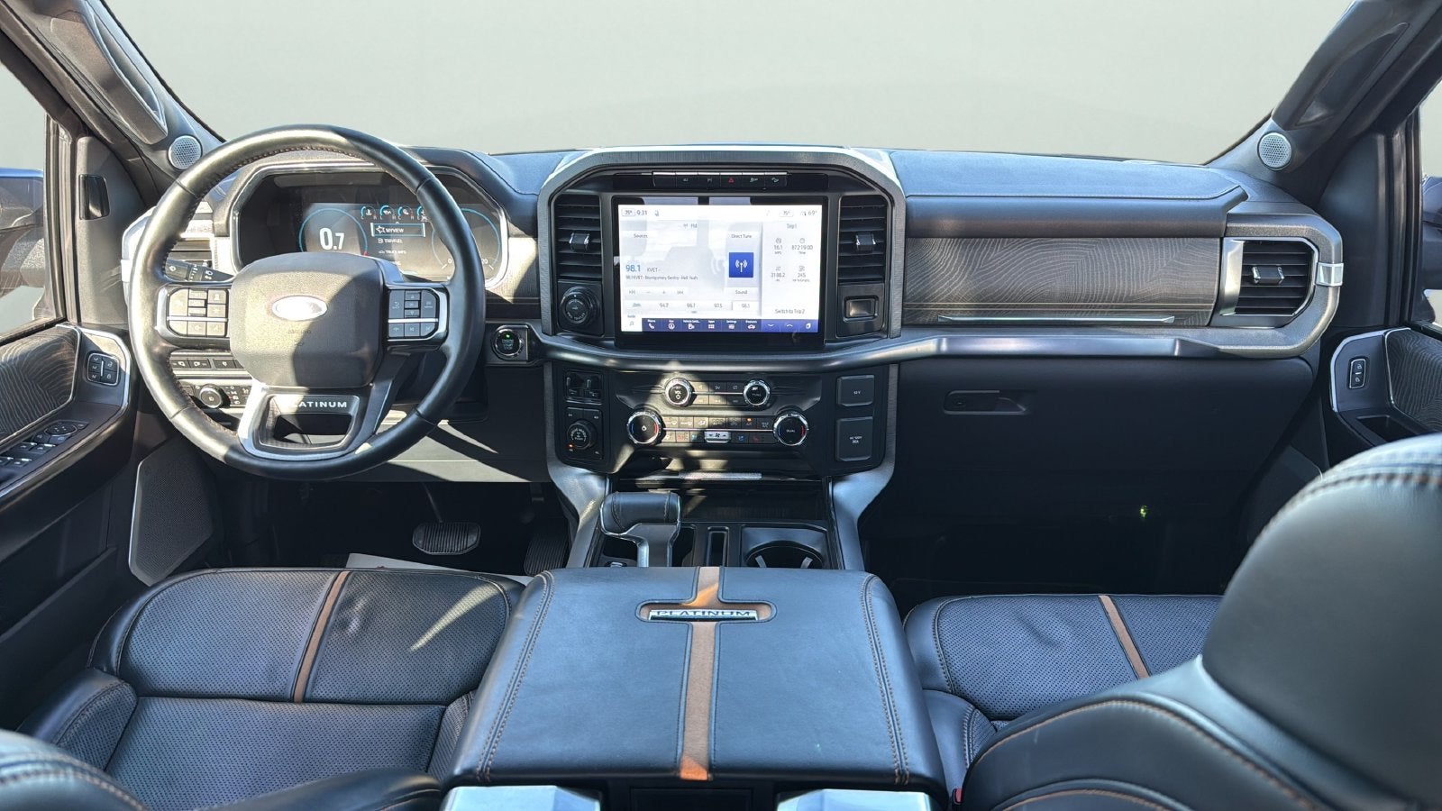 2022 Ford F-150 Platinum