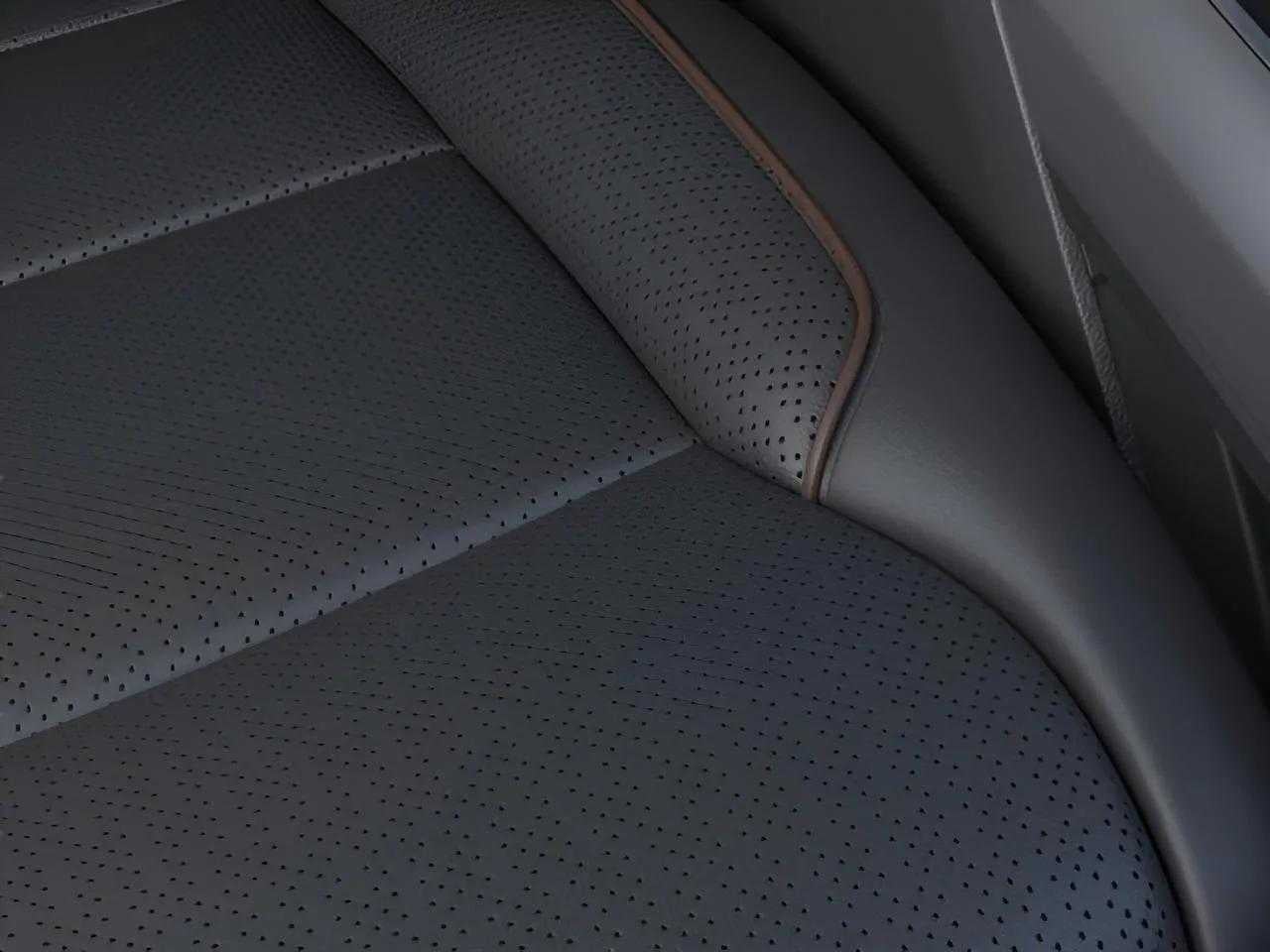 2025 Ford F-150 Lariat - Photo 16