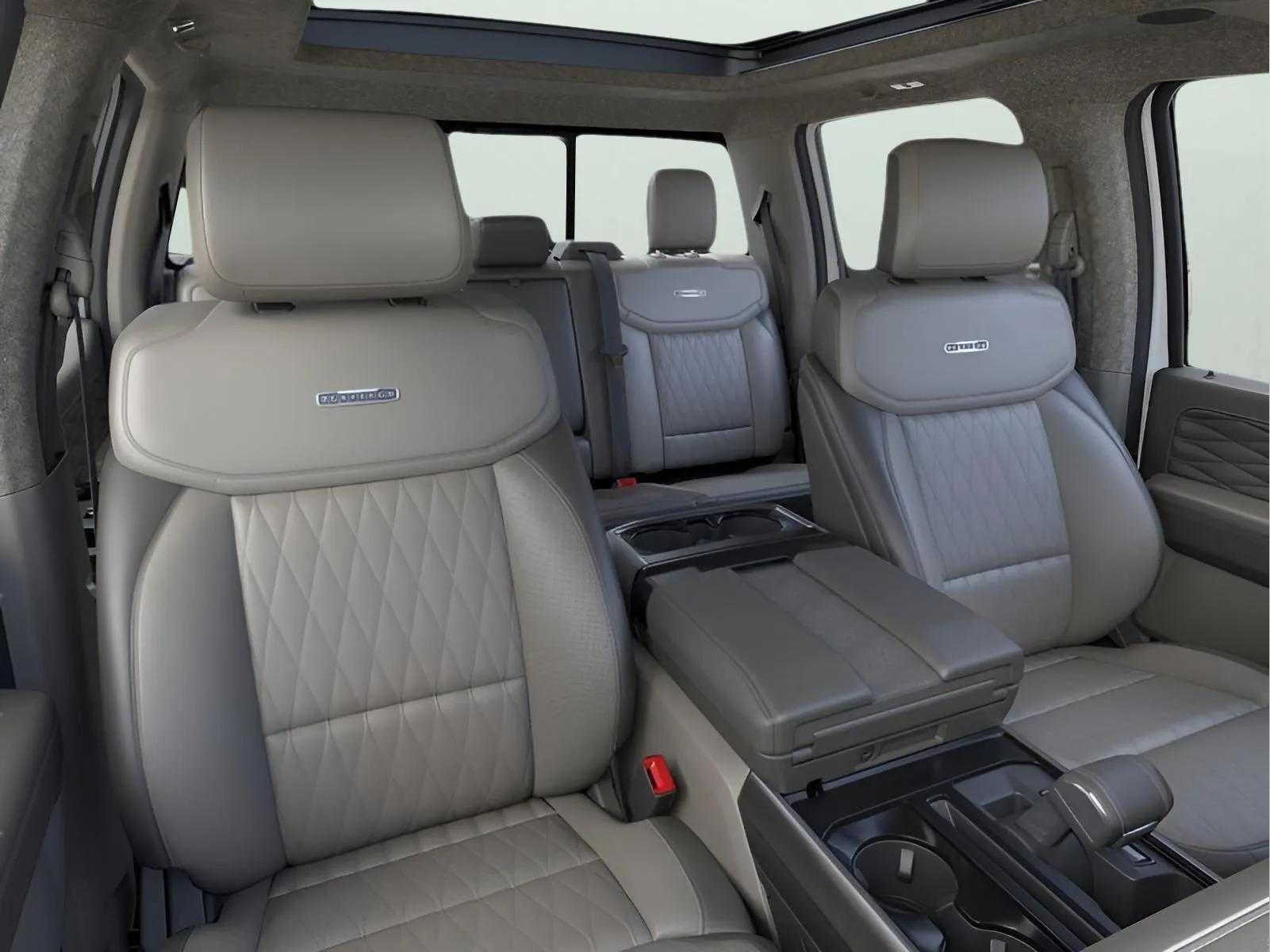 2025 Ford F-150 Platinum