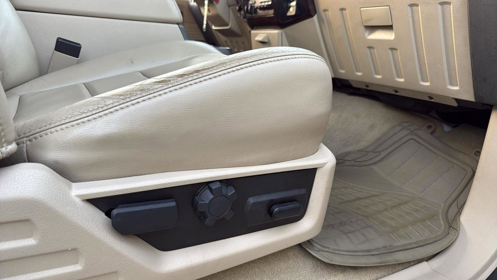 2010 Ford F-250SD Lariat