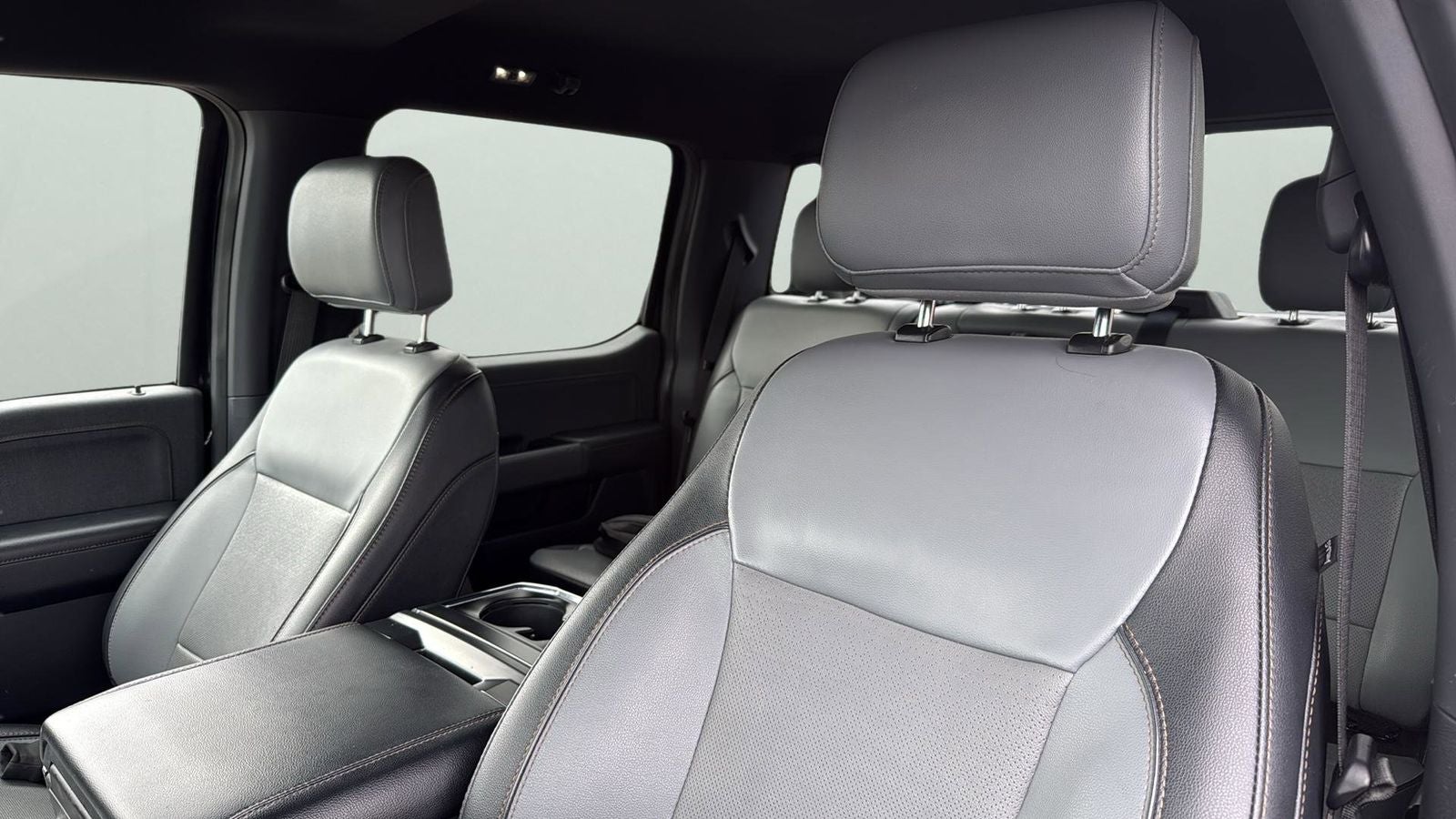 2022 Ford F-150 Lightning Lariat