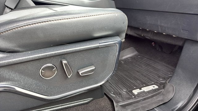 2022 Ford F-150 Lightning Lariat