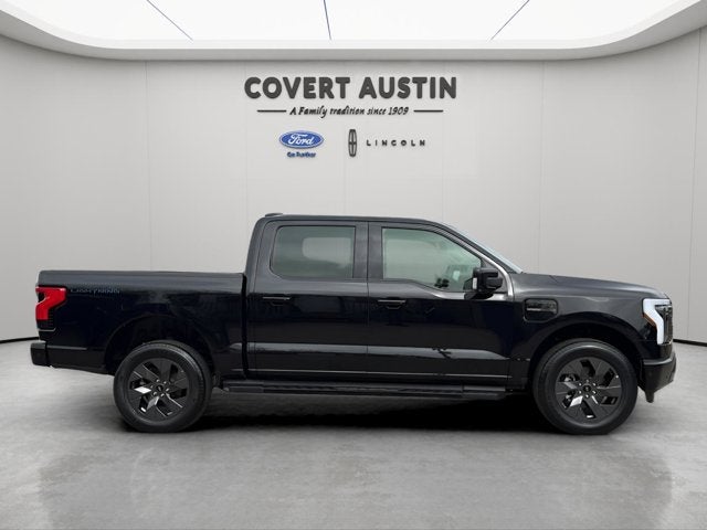 2022 Ford F-150 Lightning Lariat