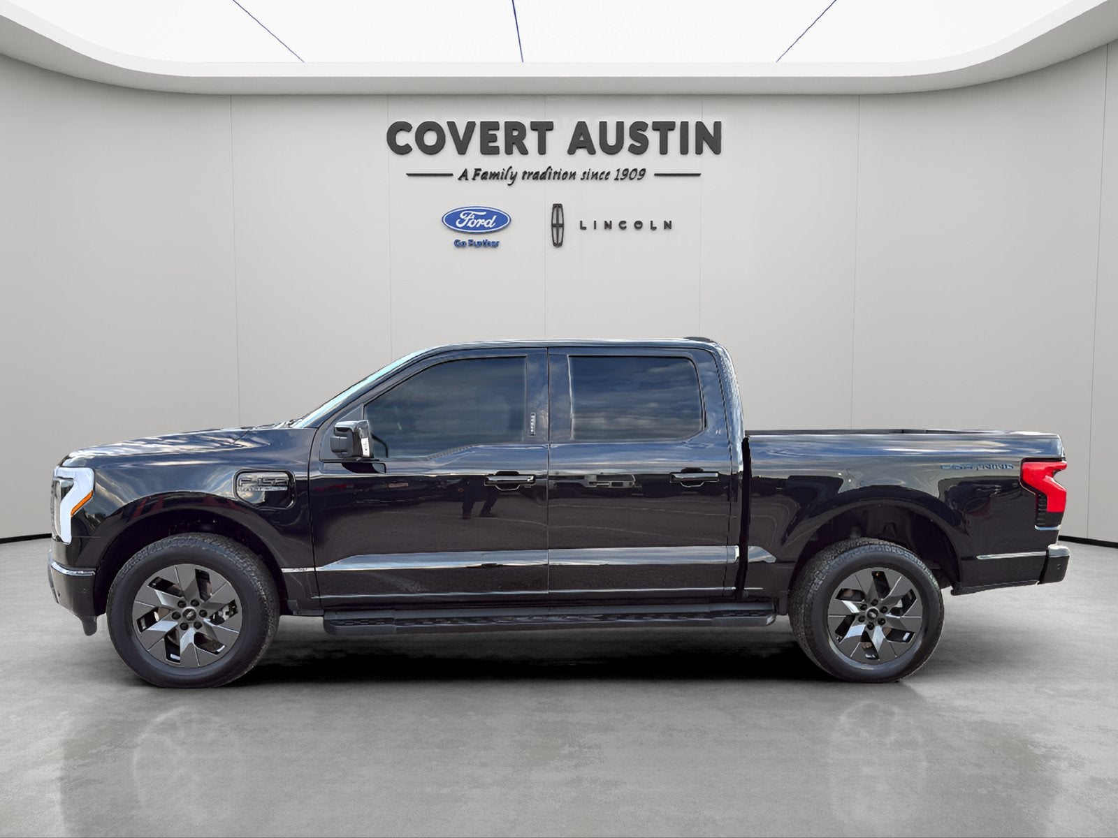 Certified 2023 Ford F-150 Lightning Lariat with VIN 1FTVW1EV0PWG28503 for sale in Austin, TX