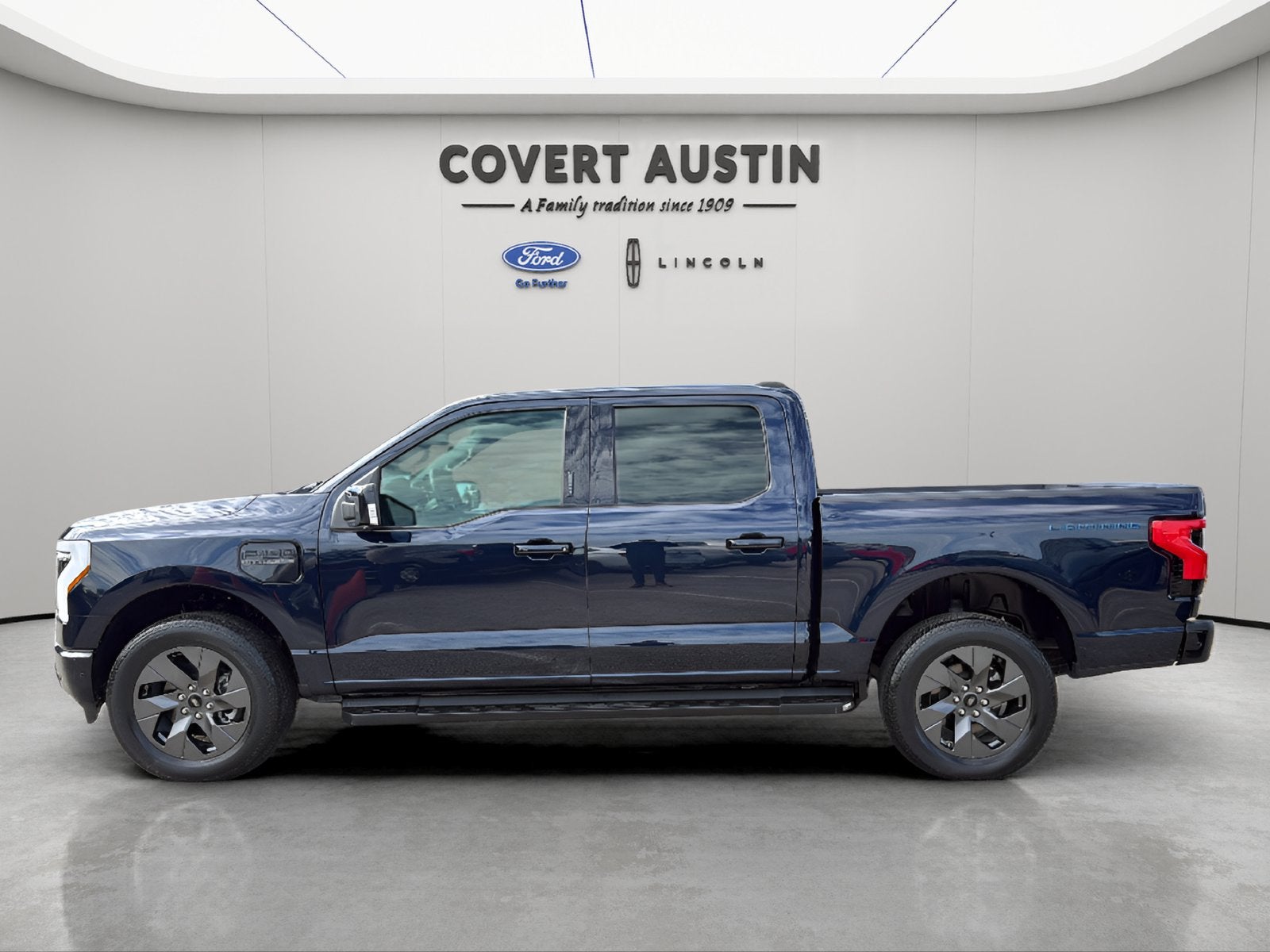 Used 2023 Ford F-150 Lightning Lariat with VIN 1FTVW1EVXPWG27861 for sale in Austin, TX