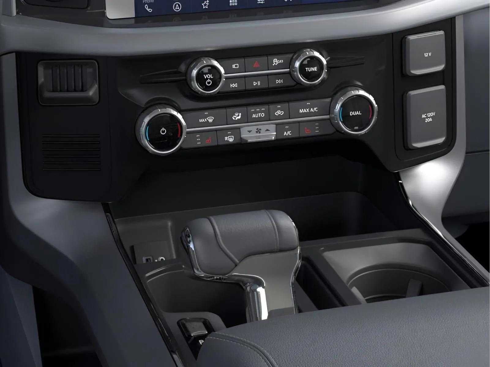 2025 Ford F-150 Lightning XLT