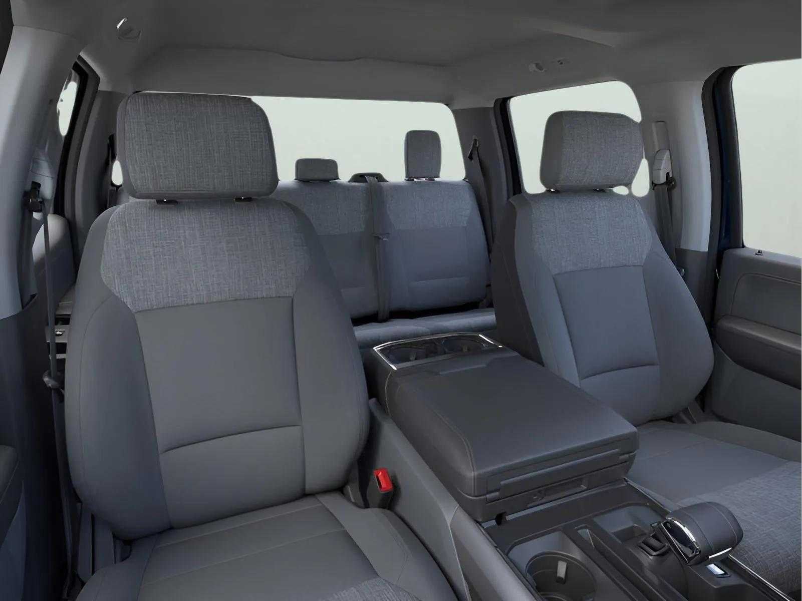 2025 Ford F-150 Lightning XLT