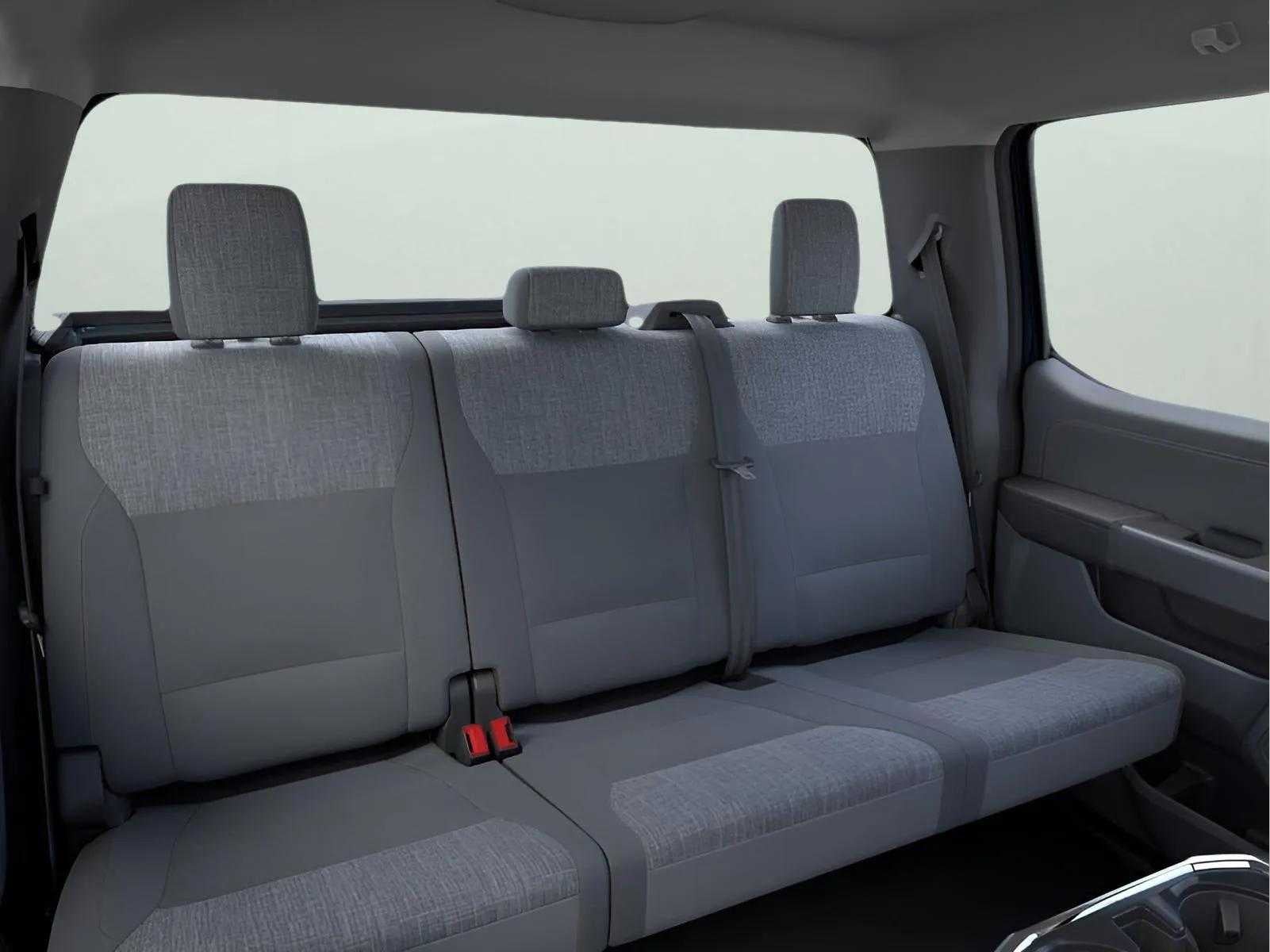 2025 Ford F-150 Lightning XLT